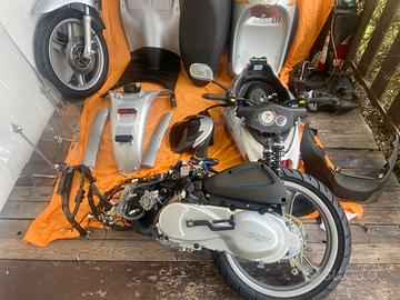 MALAGUTI  KYMCO  150  4  TEMPI RICAMBI