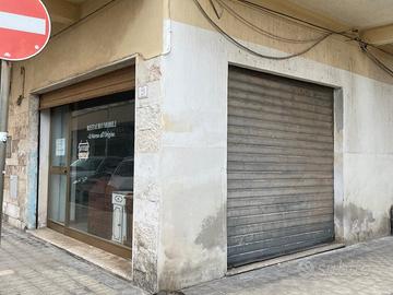 Magazzino C2 - Traversa Viale Aldo Moro