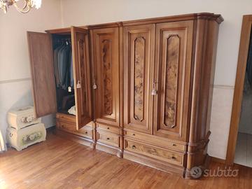 Grande Armadio Classico 6 Ante con Cassettiera