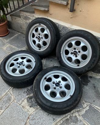 4 Cerchi Originali MINI 15” con gomme invernali