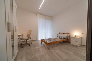 Camera singola in Via Filippo Turati, 4