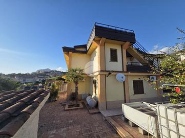 VILLA SINGOLA A PRAIA A MARE