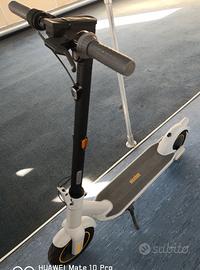 Monopattino Nineboot Max G30 le 