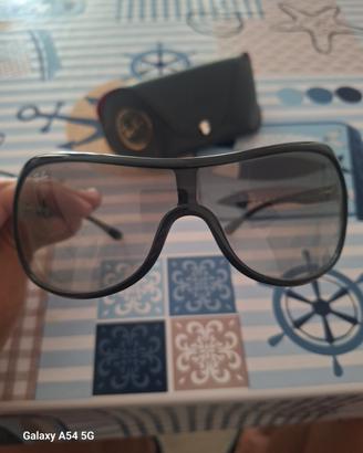 occhiali da sole Ray-Ban 