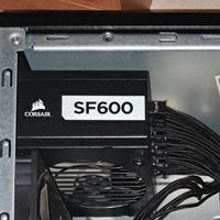 Alimentatore CORSAIR  SF 600 80 plus gold
