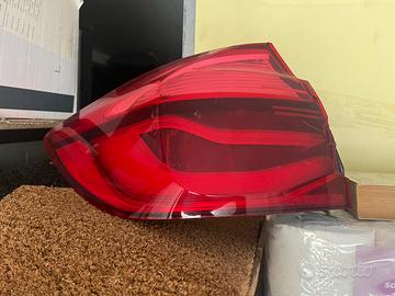 Fanale posteriore sinistro bmw f31 2016 in poi