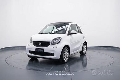 SMART ForTwo 1.0 70cv Twinamic Business #Navy