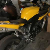 Yamaha yzf R1