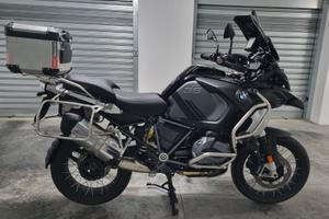 R 1250 GS ADVENTURE TRIPLE BLACK