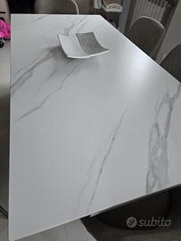 Tavolo marmo calacatta
