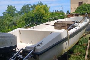 FASSA M. 4,60 con motore e carrello