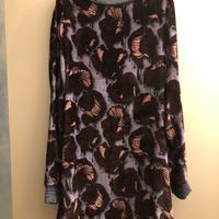 Abito midi con fiori