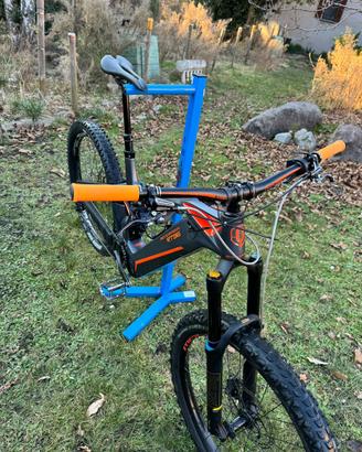 Mondraker Crusher