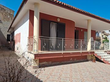 Villa indipendente su unico livello Villa Literno