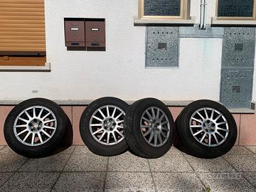 4 cerchi in lega golf 4 + 2nexen 195/65 R15 91V