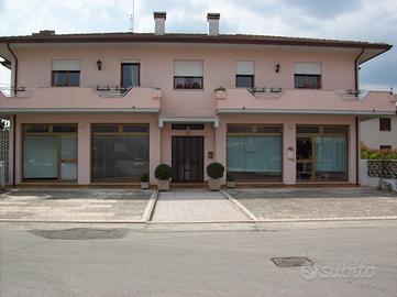 Negozi commerciali