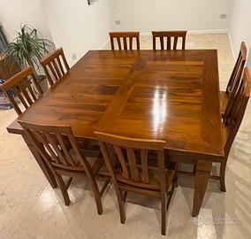 Tavolo 150x150 legno massello con 10 sedie