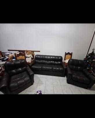 divano piu poltrone 