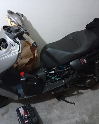 scooter  aprila 