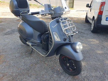 Piaggio vespa 6 giorni anno 2021 km 9000 antifurto