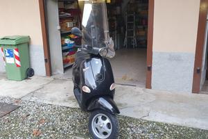 Vespa ET4 125