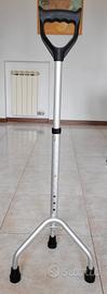 bastone tripode per deambulazione 