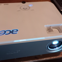Videoproiettore Acer Full hd proiettore