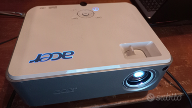Videoproiettore Acer Full hd proiettore