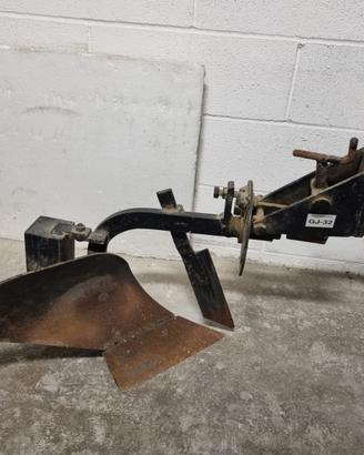 Aratro Calandrini GJ32 con accessori Goldoni