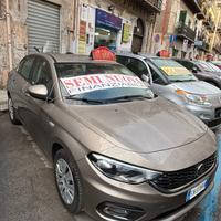 Fiat Tipo 1.3 Mjt 4 porte Lounge FINANZIABILE