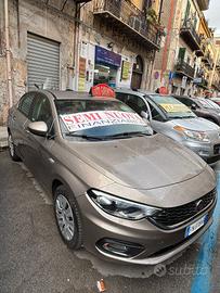 Fiat Tipo 1.3 Mjt 4 porte Lounge FINANZIABILE