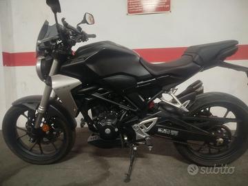 Honda CB 300 R