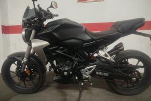 Honda CB 300 R