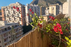 Sottotetto vista mozzafiato in zona Acquasanta