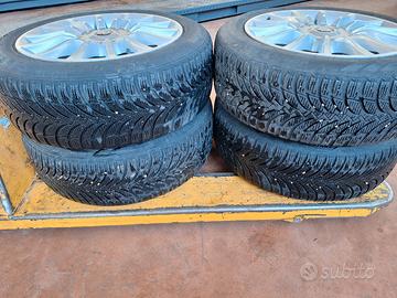 Cerchi Alfa Romeo Mito con gomme invernali