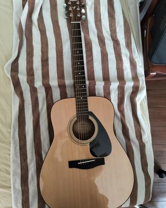 chitarra acustica Yamaha F310