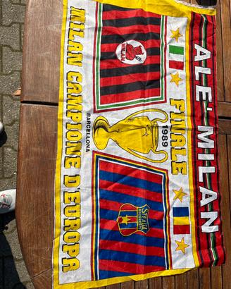 Bandiera milan finale 84/49