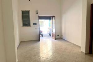 Negozio a Isola delle Femmine