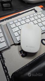 Mouse Logitech Ultrathin e tastiera pieghevole BT