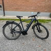 Bicicletta Ibrida Elettrica CUBE HYBRID