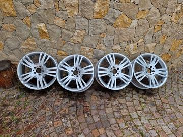 Cerchi originali Mercedes r19 5x115