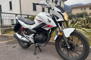 honda cb125f (patente a1)