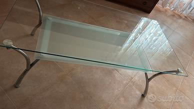 Tavolino in vetro