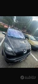 Peugeot 1007 1.6 benzina automatica anno 2005