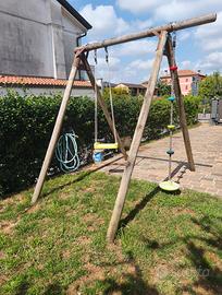 Altalena da giardino in legno e ferro 