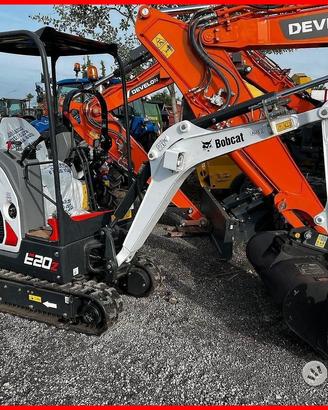Miniescavatore BOBCAT E17z - anche NOLEGGIO