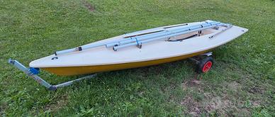 Deriva Laser con carrello alaggio