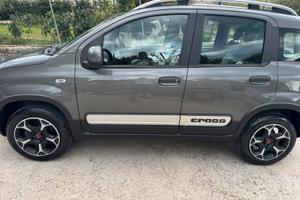 Fiat Panda Cross Hybrid
