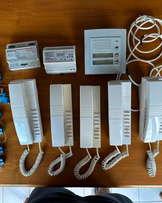 Kit citofoni BTicino art. 3304002 + posto esterno