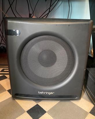Subwoofer attivo Behringer Nekkst K10